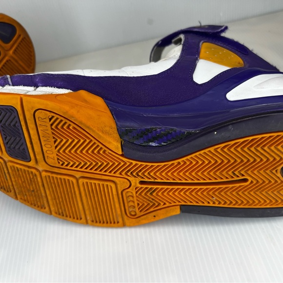 Size 10 2005 Kobe Zoom Air Huaraches (7/10) - Picture 15 of 15